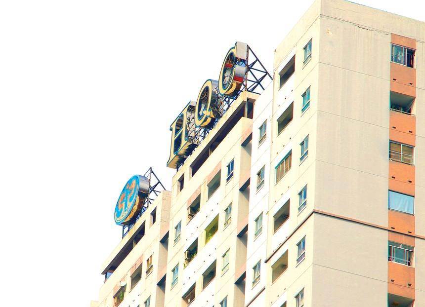 HQC: Louis Land tập hợp đủ chữ ký yêu cầu Hoàng Quân (HQC) t