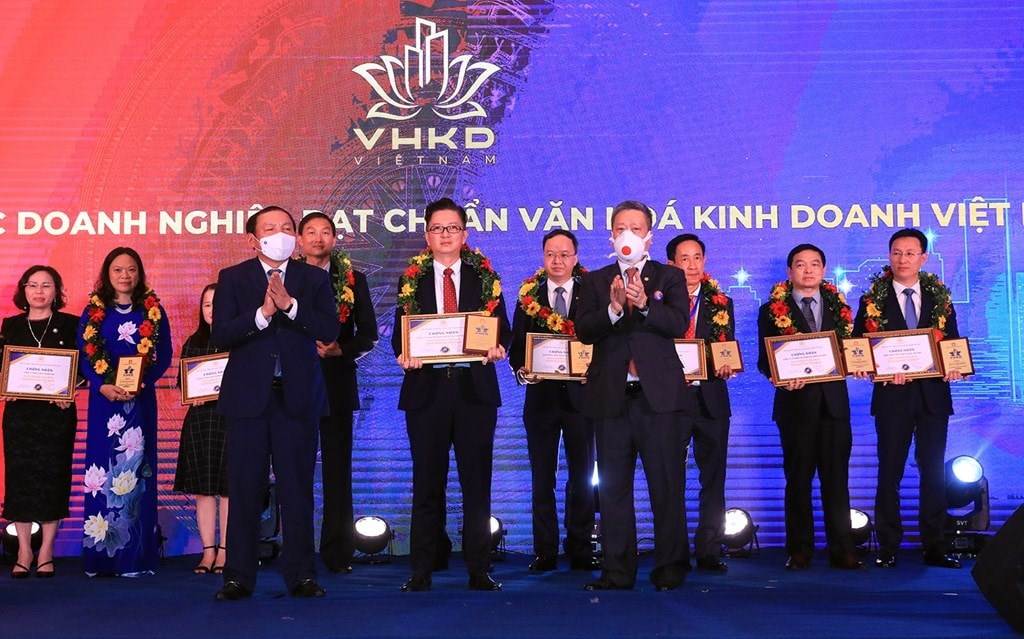 AI NEWS - Nền tảng tin tức chứng khoán