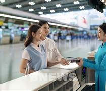 Vietnam Airlines mở ưu đãi “Chào Thu 2025" trên đường bay nội địa và quốc tế