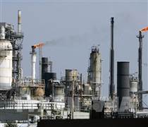 Dầu thô tăng giá sau khi dự trữ của Mỹ giảm sâu