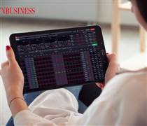 VN-Index loay hoay trước ngưỡng cản 1.900 điểm