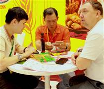 Hàng Việt vào EU: Lợi thế thuế quan giảm dần, doanh nghiệp đối mặt “mê cung” tuân thủ