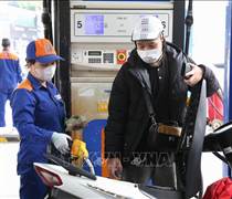 NÓNG!!! Giá xăng tăng mạnh từ 15h chiều nay, dầu hỏa lập kỷ lục tăng hơn 7.000 đồng