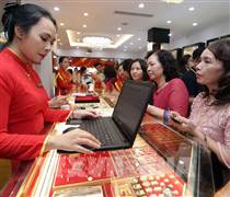 Giá vàng tuần từ 2-7/3: Trồi sụt theo căng thẳng Trung Đông và biến động đồng USD