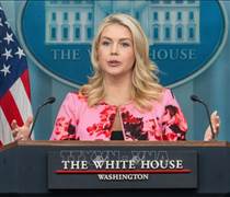 Tín hiệu mềm mỏng hơn của Nhà Trắng trước động thái của Iran gần eo biển Hormuz