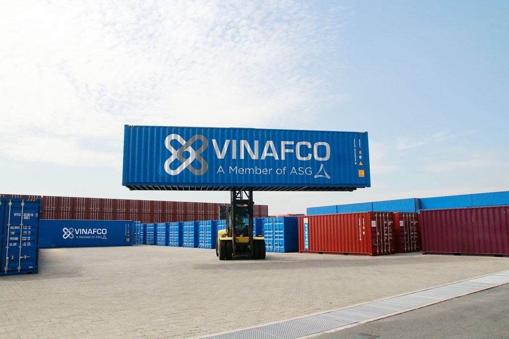 HPG: Hòa Phát bàn giao lô vỏ container cho Công ty Vinafco