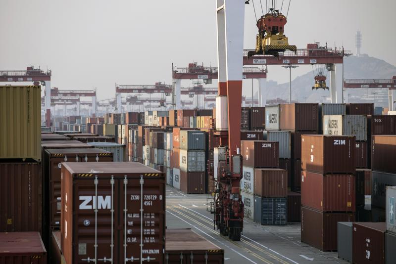 Trung Quốc dồn dập chuyển hàng sang Mexico: Né thuế cao, bán giá rẻ vào Mỹ