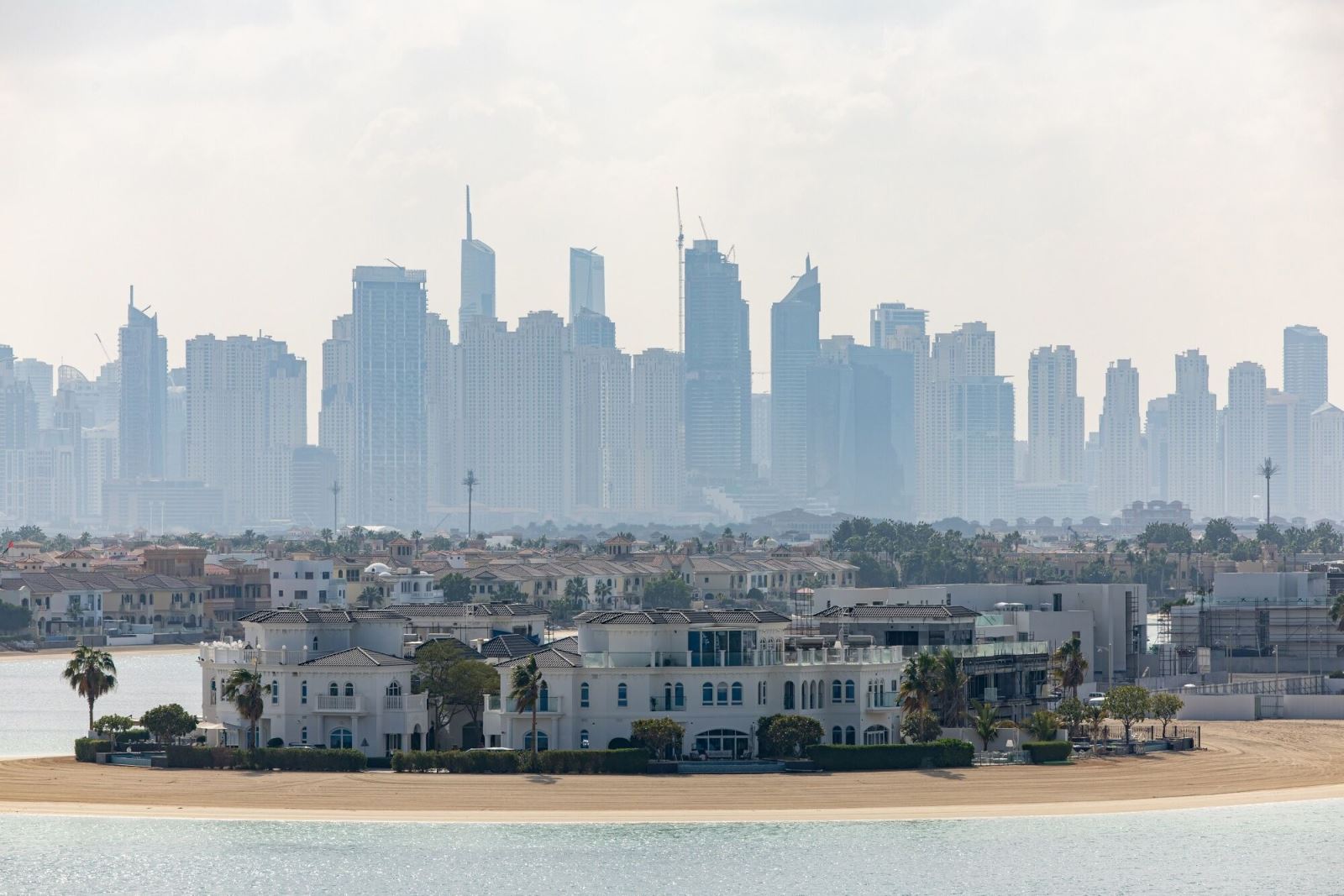 Lý do Dubai mất dần sức hút đối với nhà giàu Nga
