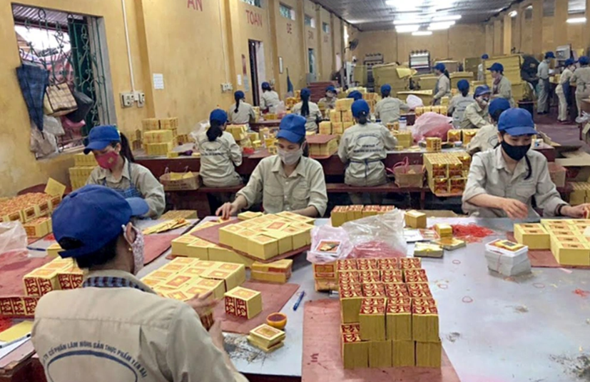 CAP: Công ty vàng mã duy nhất trên sàn chứng khoán sụt giảm 74% lợi nhuận