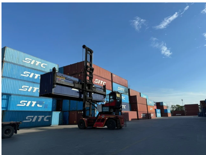 Không thiếu vỏ container phục vụ xuất nhập khẩu cho thị trường Việt Nam