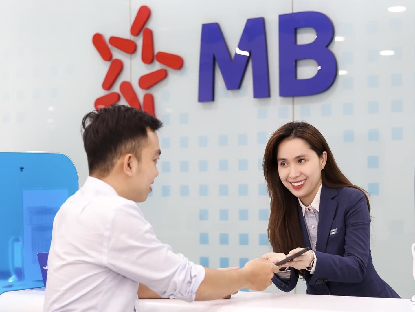 AI NEWS - Nền tảng tin tức chứng khoán