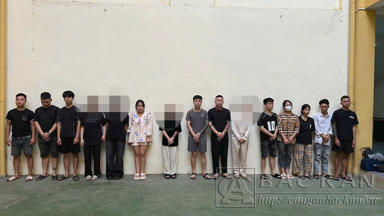 AI NEWS - Nền tảng tin tức chứng khoán