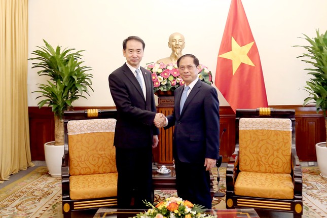 AI NEWS - Nền tảng tin tức chứng khoán