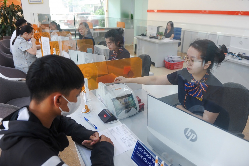 AI NEWS - Nền tảng tin tức chứng khoán