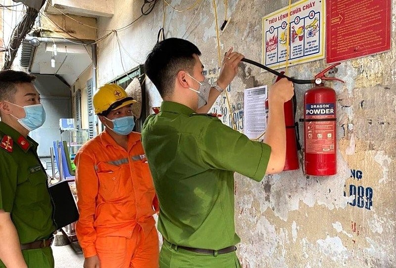 AI NEWS - Nền tảng tin tức chứng khoán
