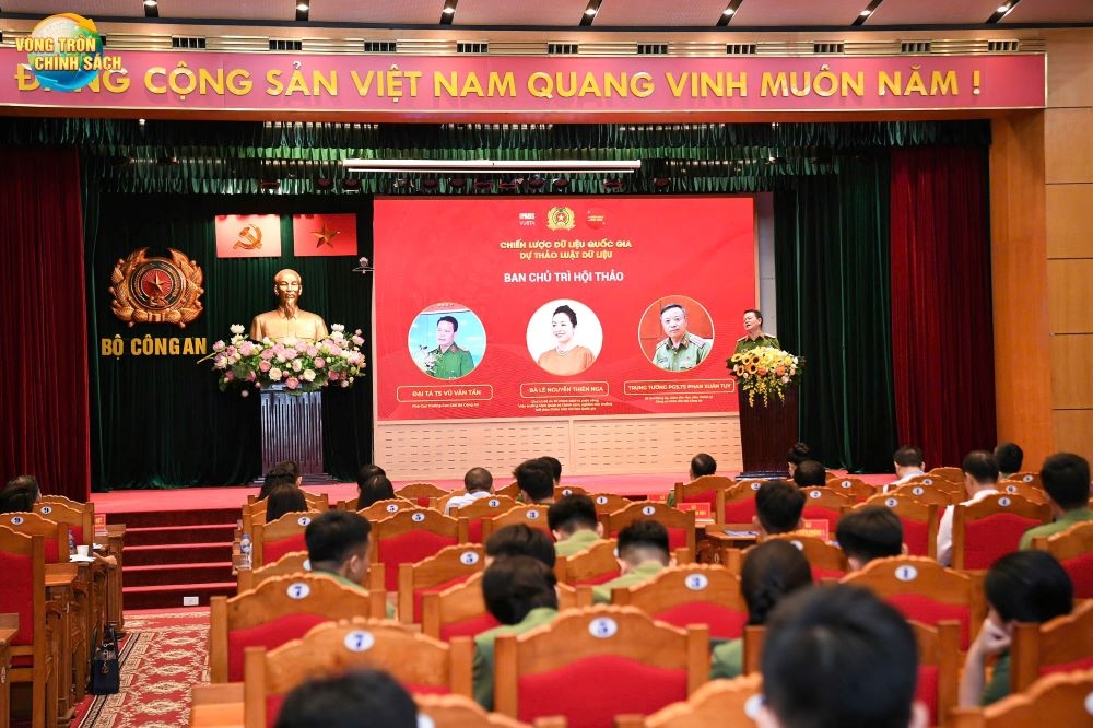 AI NEWS - Nền tảng tin tức chứng khoán