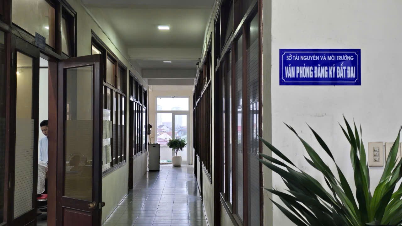 AI NEWS - Nền tảng tin tức chứng khoán