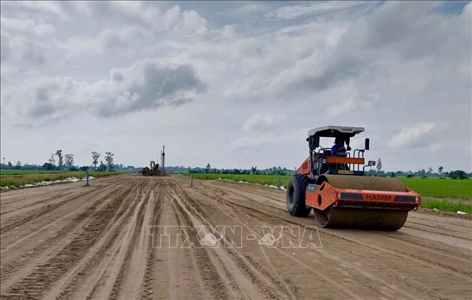 AI NEWS - Nền tảng tin tức chứng khoán