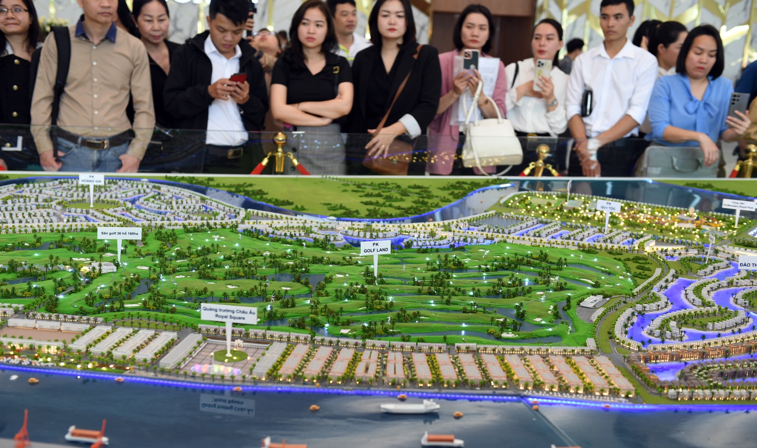 AI NEWS - Nền tảng tin tức chứng khoán