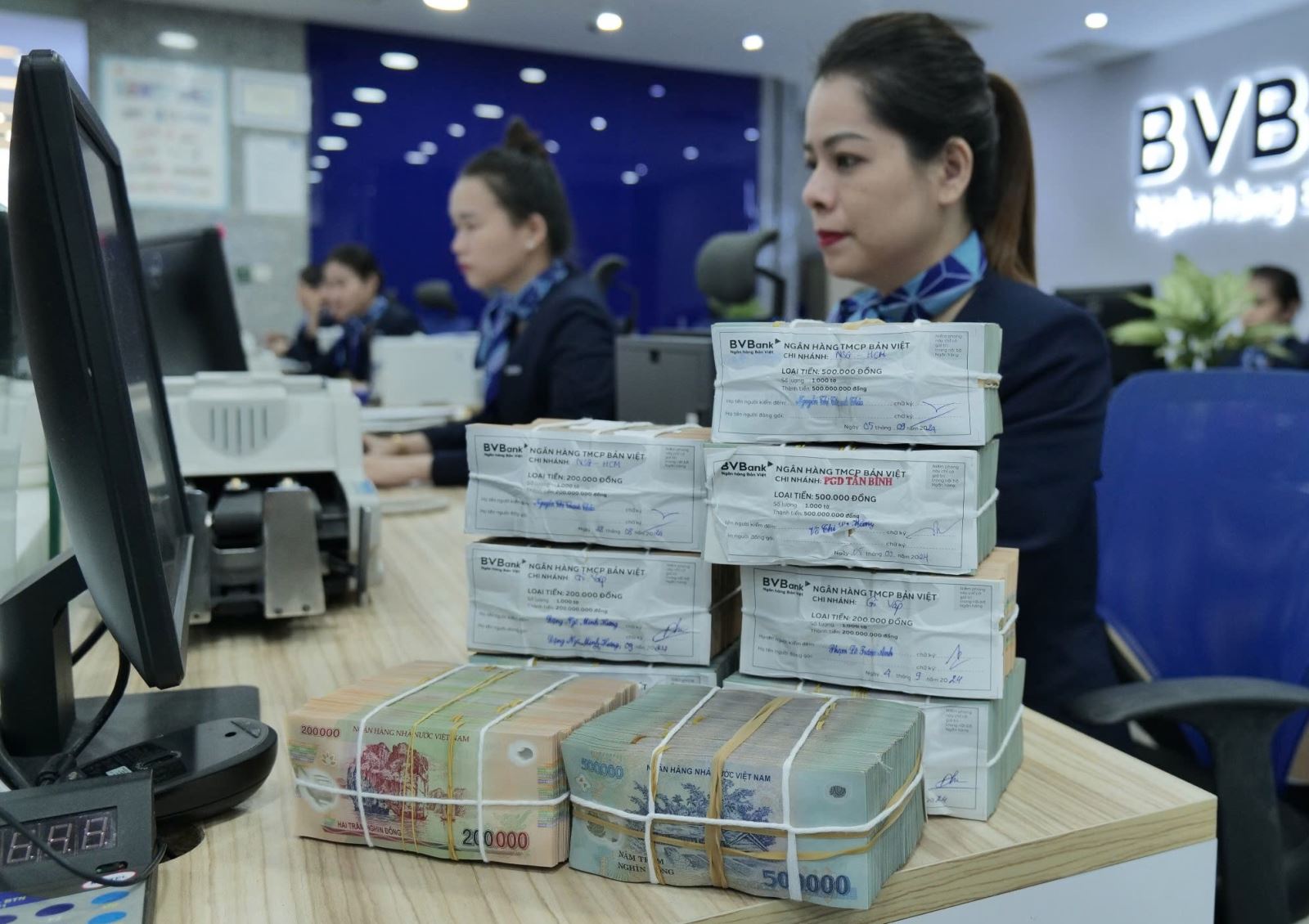 AI NEWS - Nền tảng tin tức chứng khoán