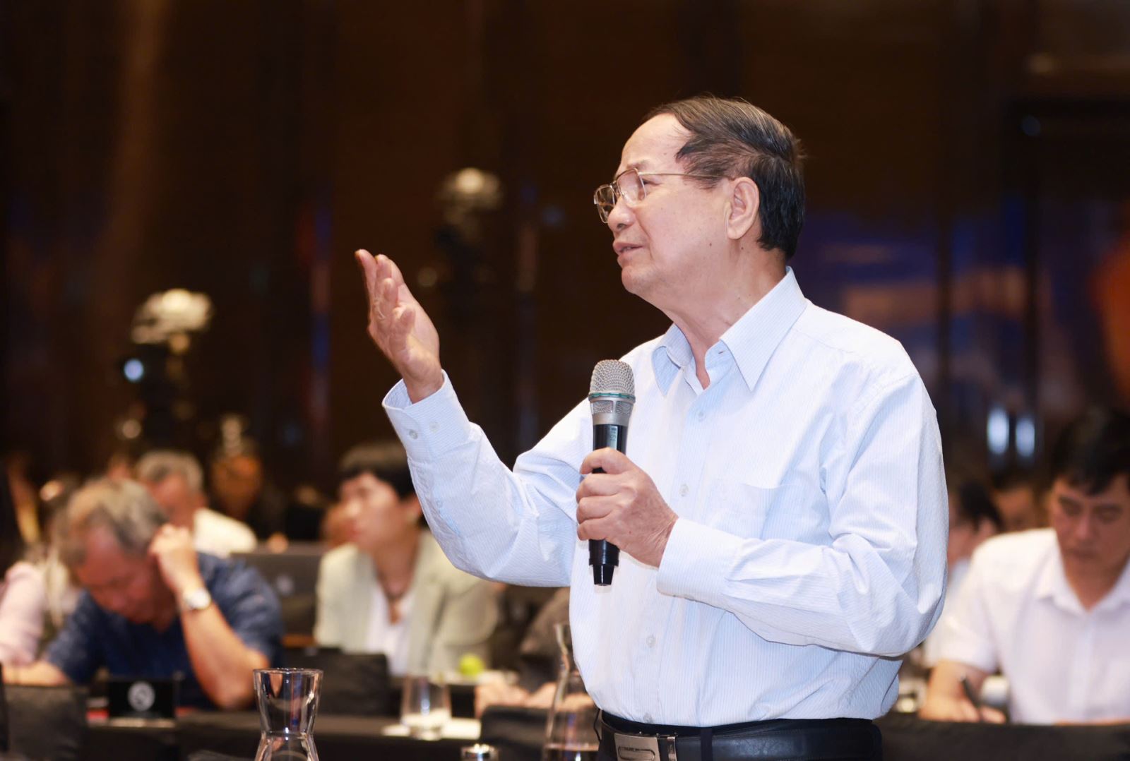 AI NEWS - Nền tảng tin tức chứng khoán