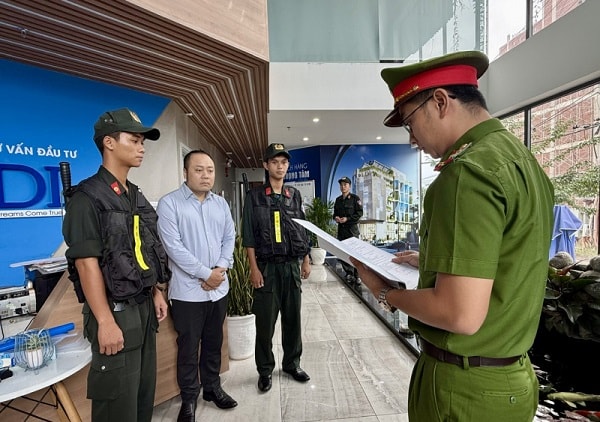 AI NEWS - Nền tảng tin tức chứng khoán