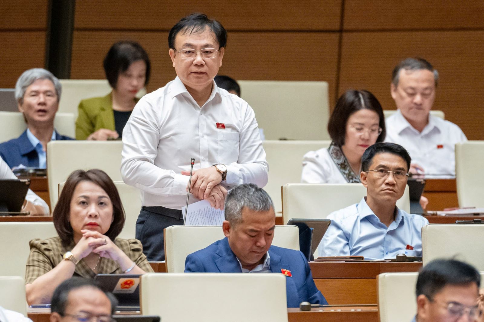AI NEWS - Nền tảng tin tức chứng khoán