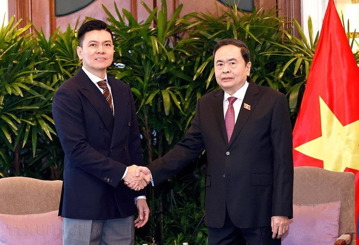 AI NEWS - Nền tảng tin tức chứng khoán