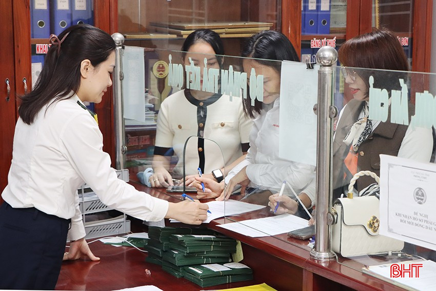 AI NEWS - Nền tảng tin tức chứng khoán