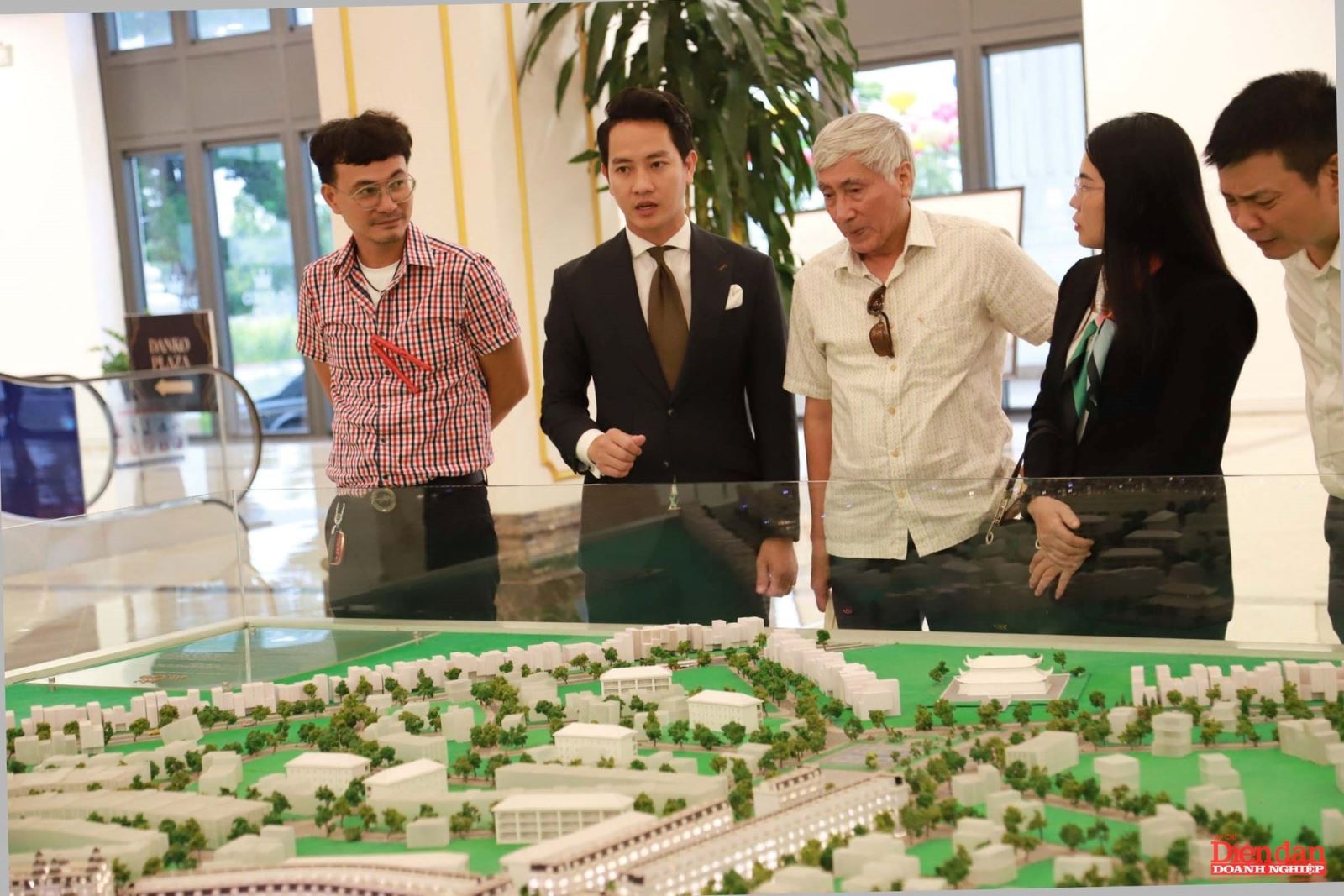 AI NEWS - Nền tảng tin tức chứng khoán