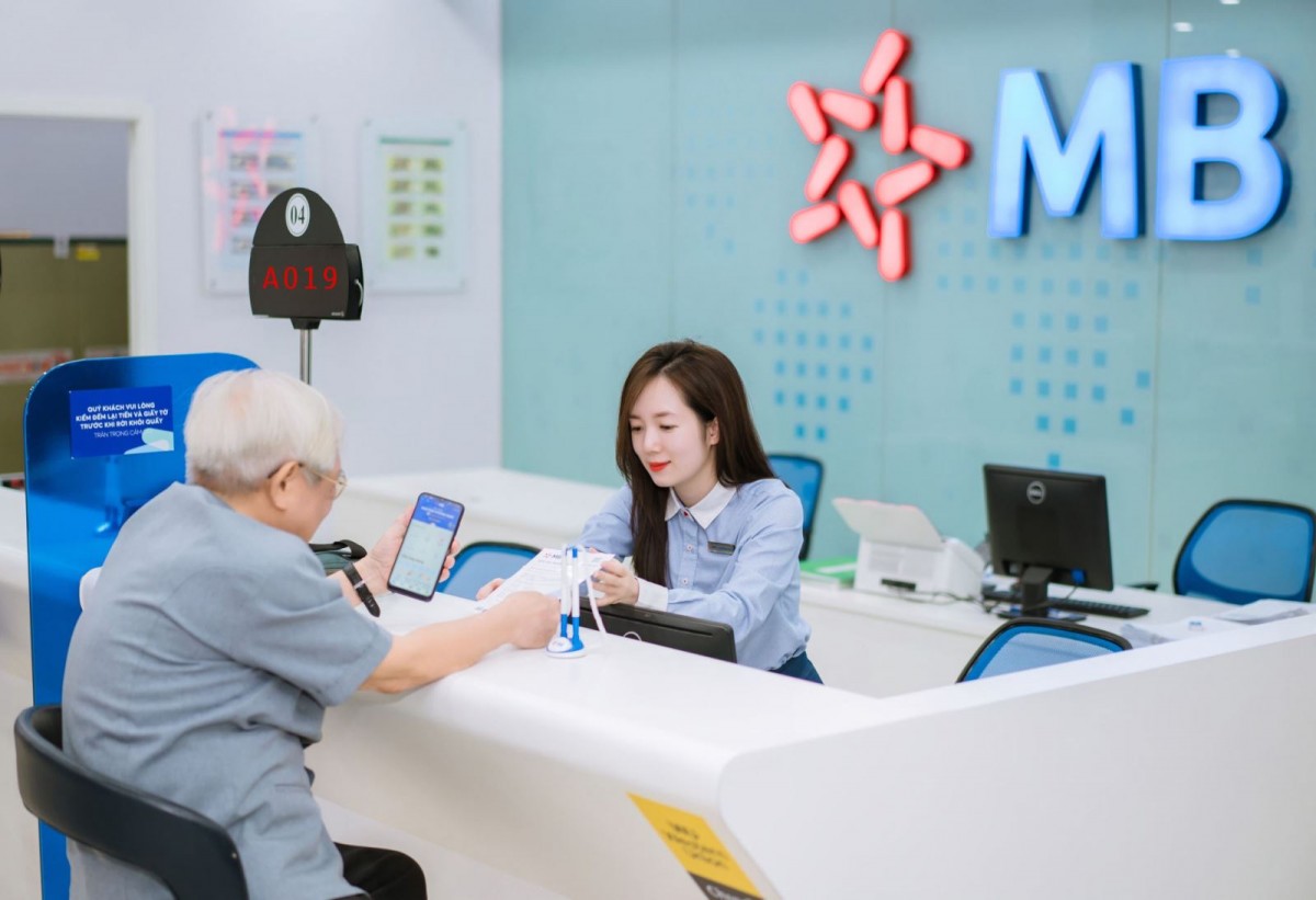 AI NEWS - Nền tảng tin tức chứng khoán