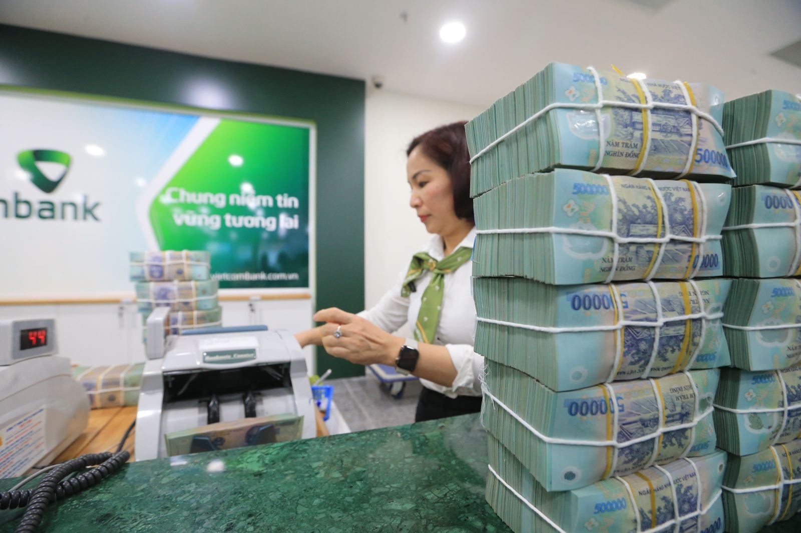 AI NEWS - Nền tảng tin tức chứng khoán