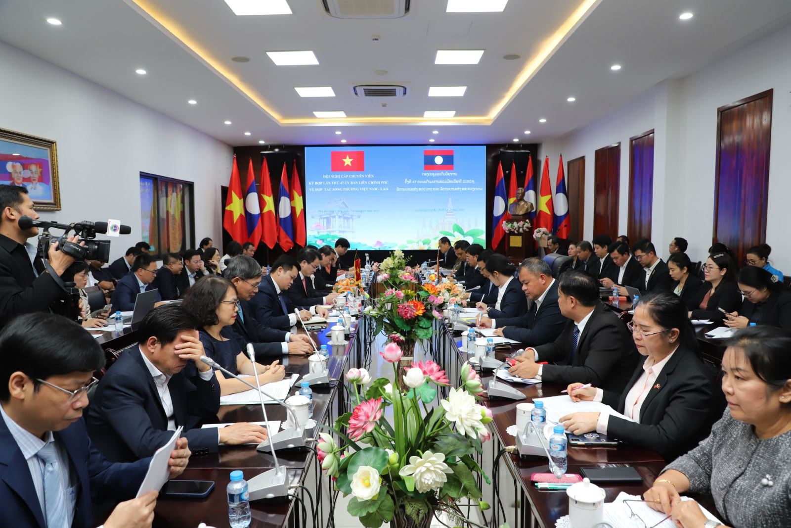 AI NEWS - Nền tảng tin tức chứng khoán