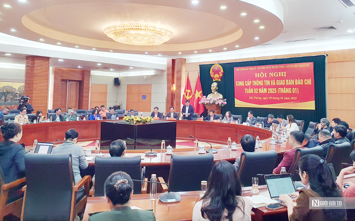 AI NEWS - Nền tảng tin tức chứng khoán