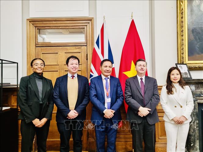 AI NEWS - Nền tảng tin tức chứng khoán