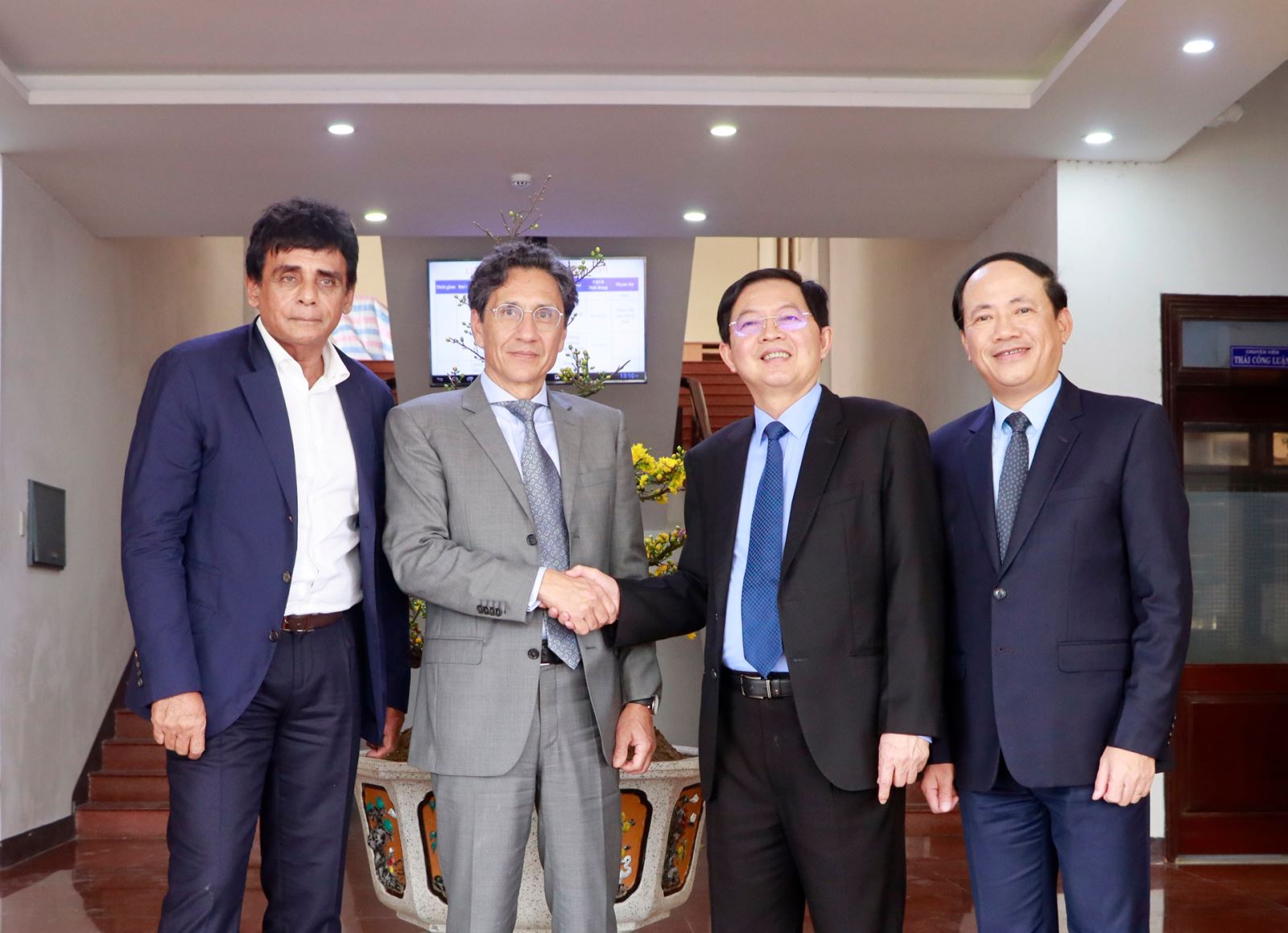 AI NEWS - Nền tảng tin tức chứng khoán