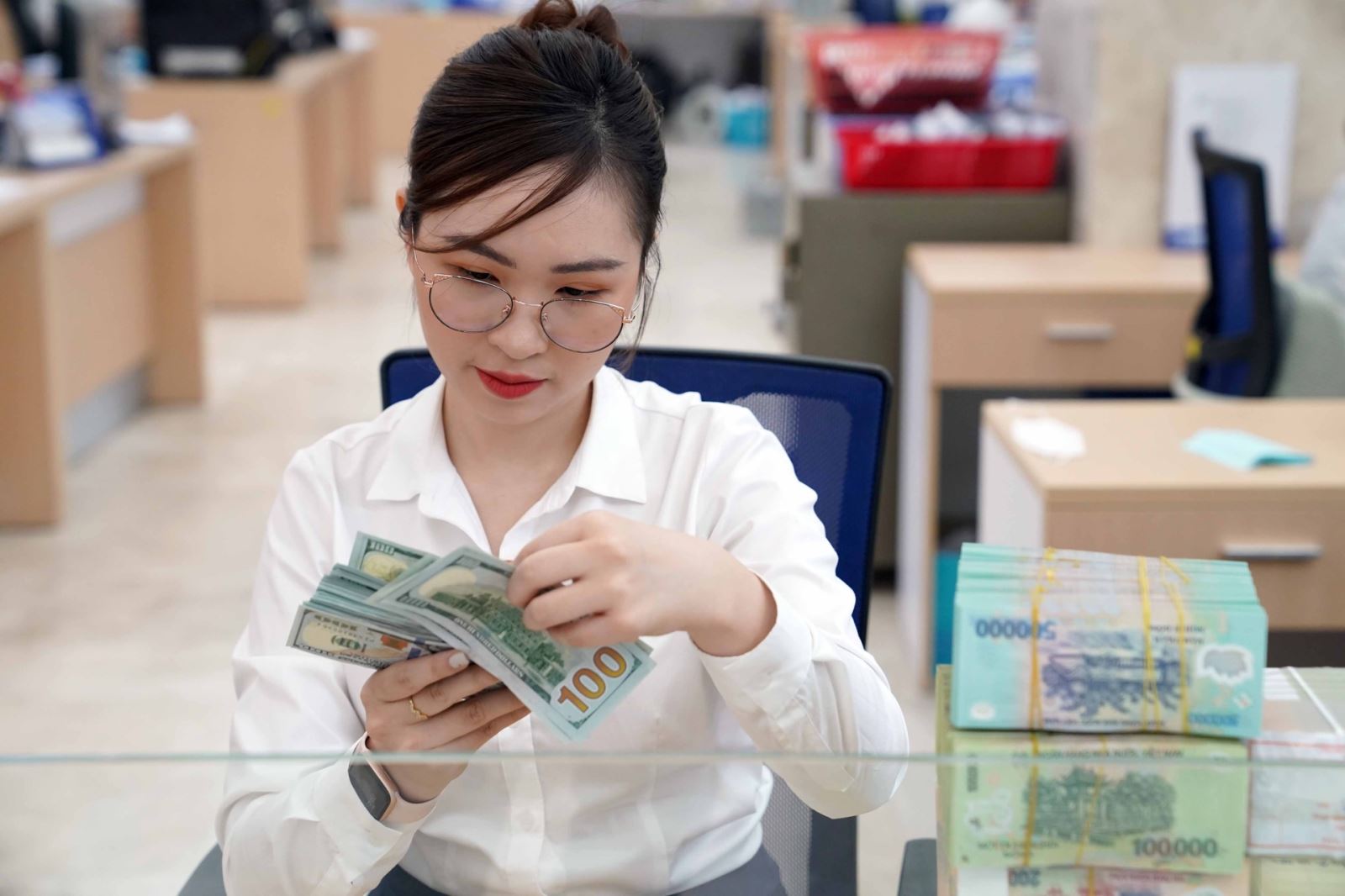 AI NEWS - Nền tảng tin tức chứng khoán