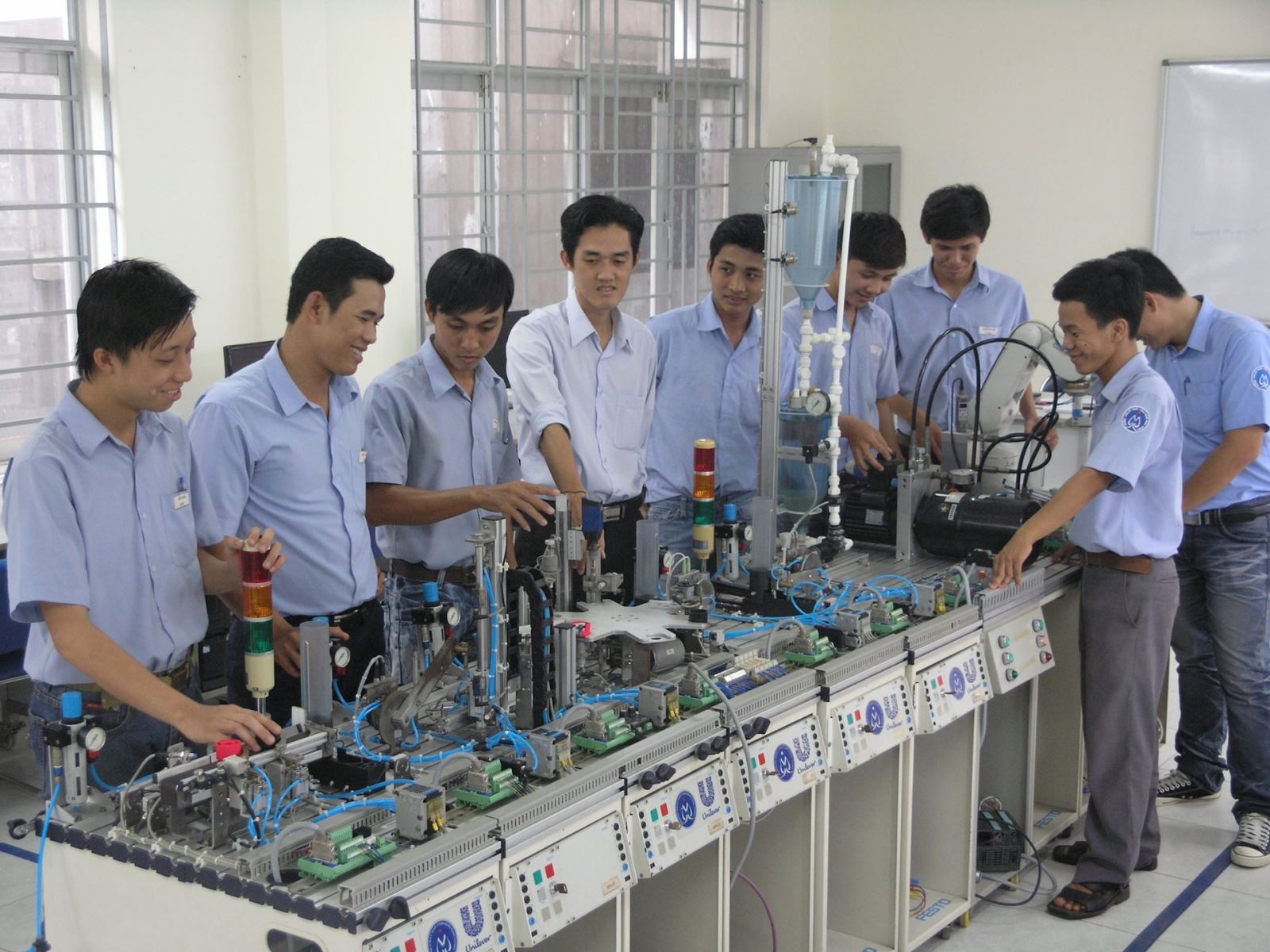 AI NEWS - Nền tảng tin tức chứng khoán