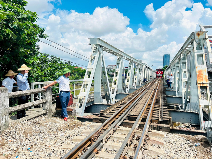 AI NEWS - Nền tảng tin tức chứng khoán