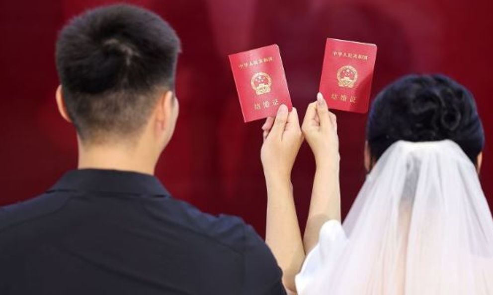 AI NEWS - Nền tảng tin tức chứng khoán