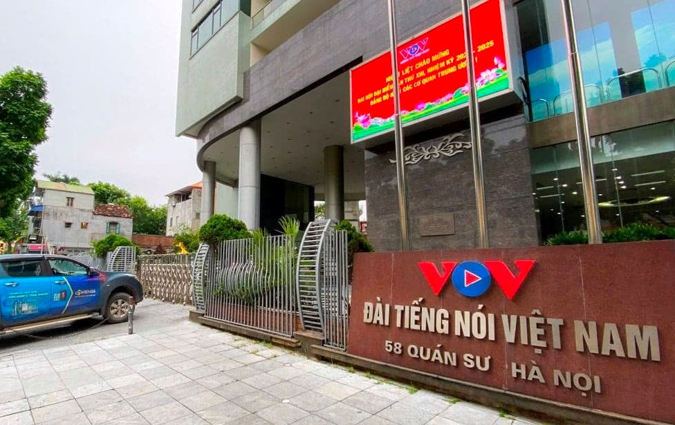 AI NEWS - Nền tảng tin tức chứng khoán