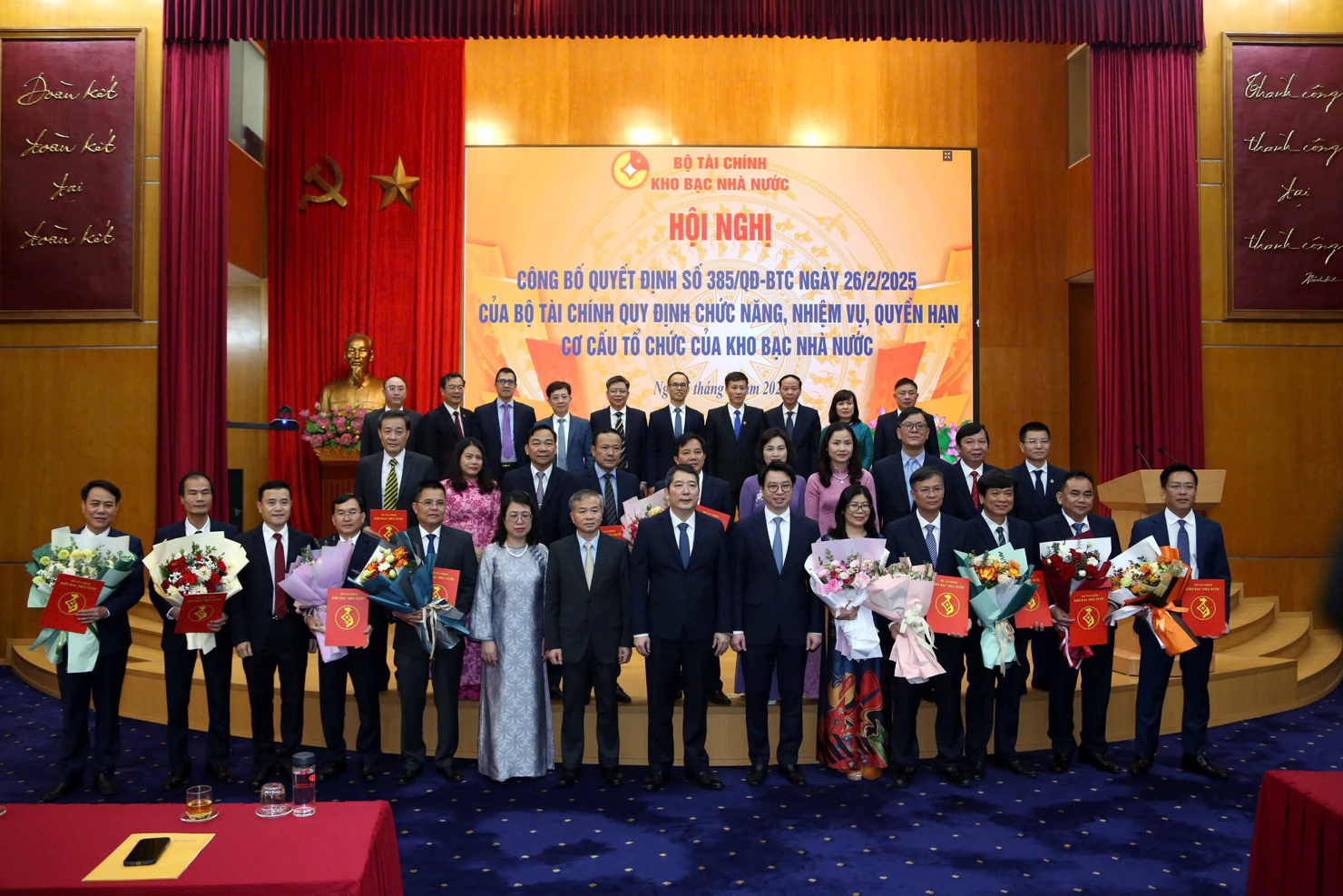 AI NEWS - Nền tảng tin tức chứng khoán