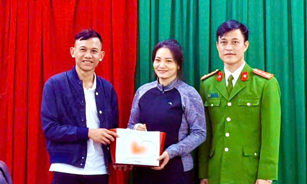 AI NEWS - Nền tảng tin tức chứng khoán