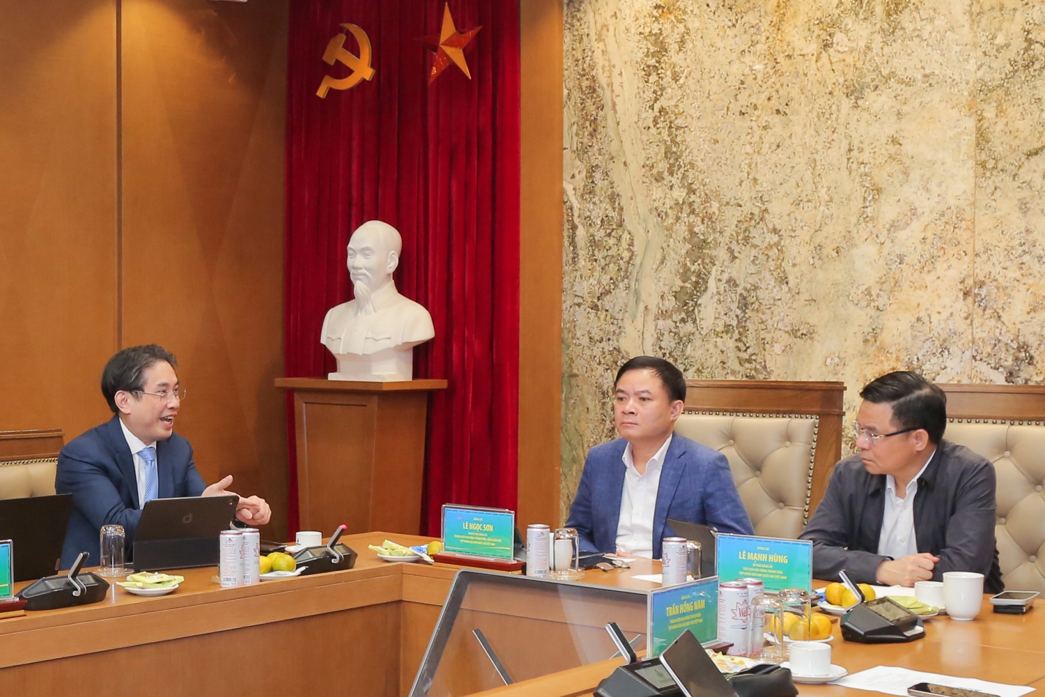 AI NEWS - Nền tảng tin tức chứng khoán