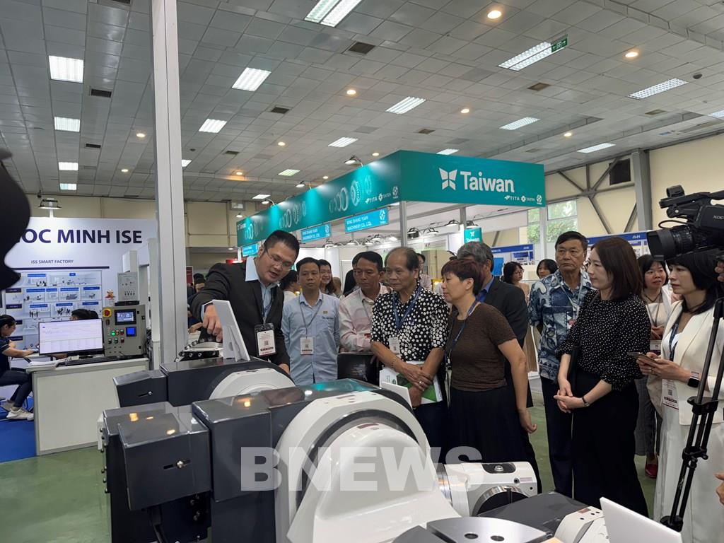 AI NEWS - Nền tảng tin tức chứng khoán