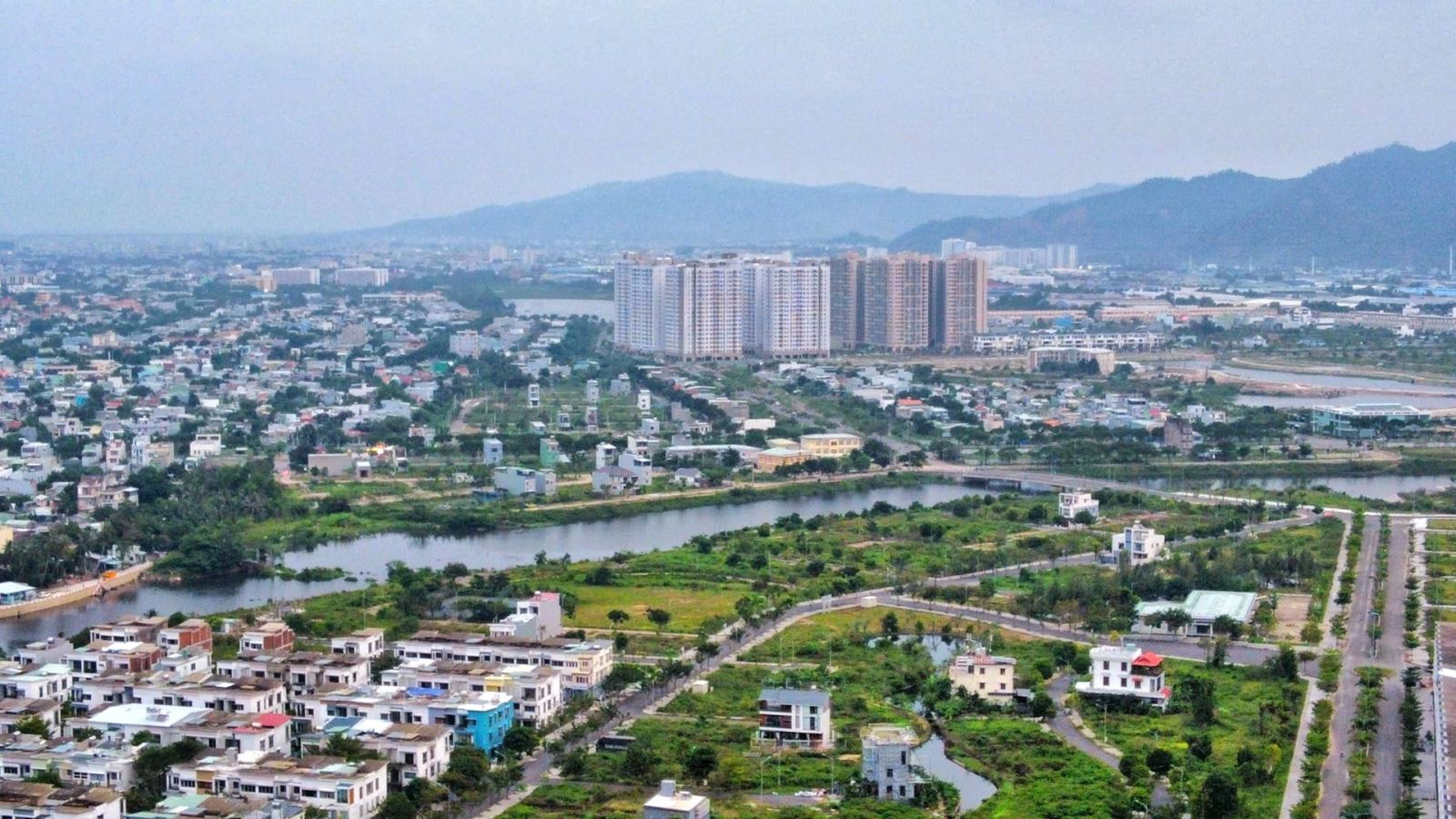 AI NEWS - Nền tảng tin tức chứng khoán