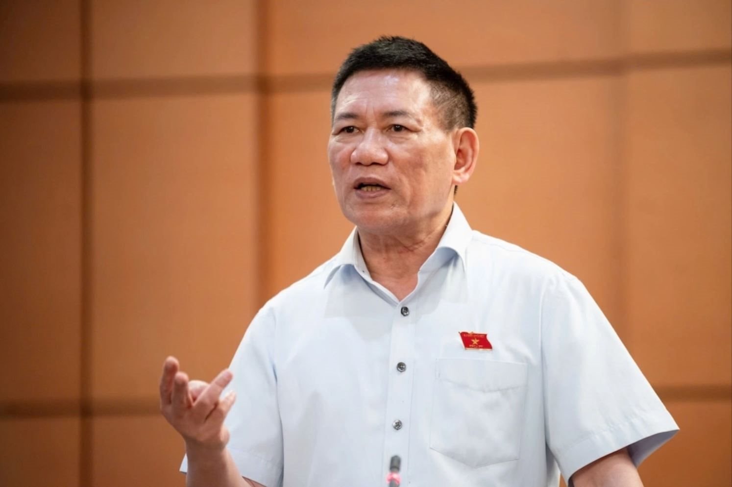 AI NEWS - Nền tảng tin tức chứng khoán