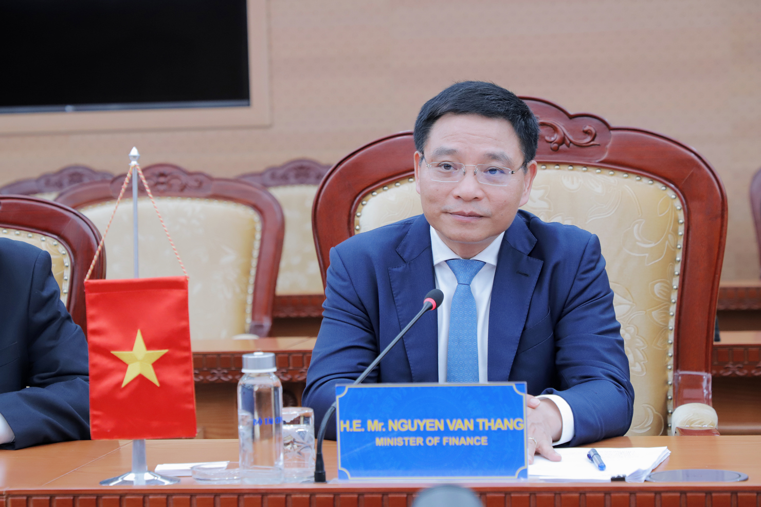 AI NEWS - Nền tảng tin tức chứng khoán