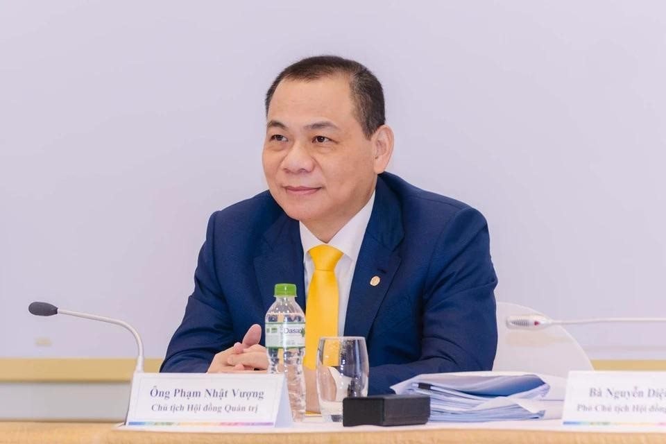 ong pham nhat vuong vic