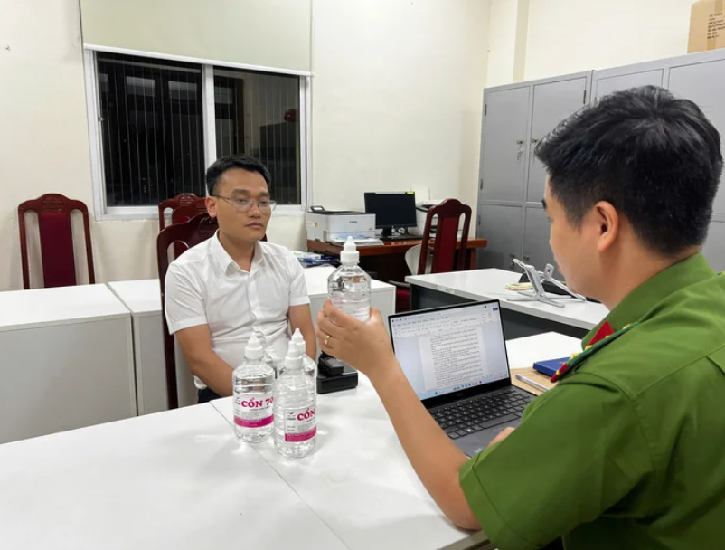 AI NEWS - Nền tảng tin tức chứng khoán